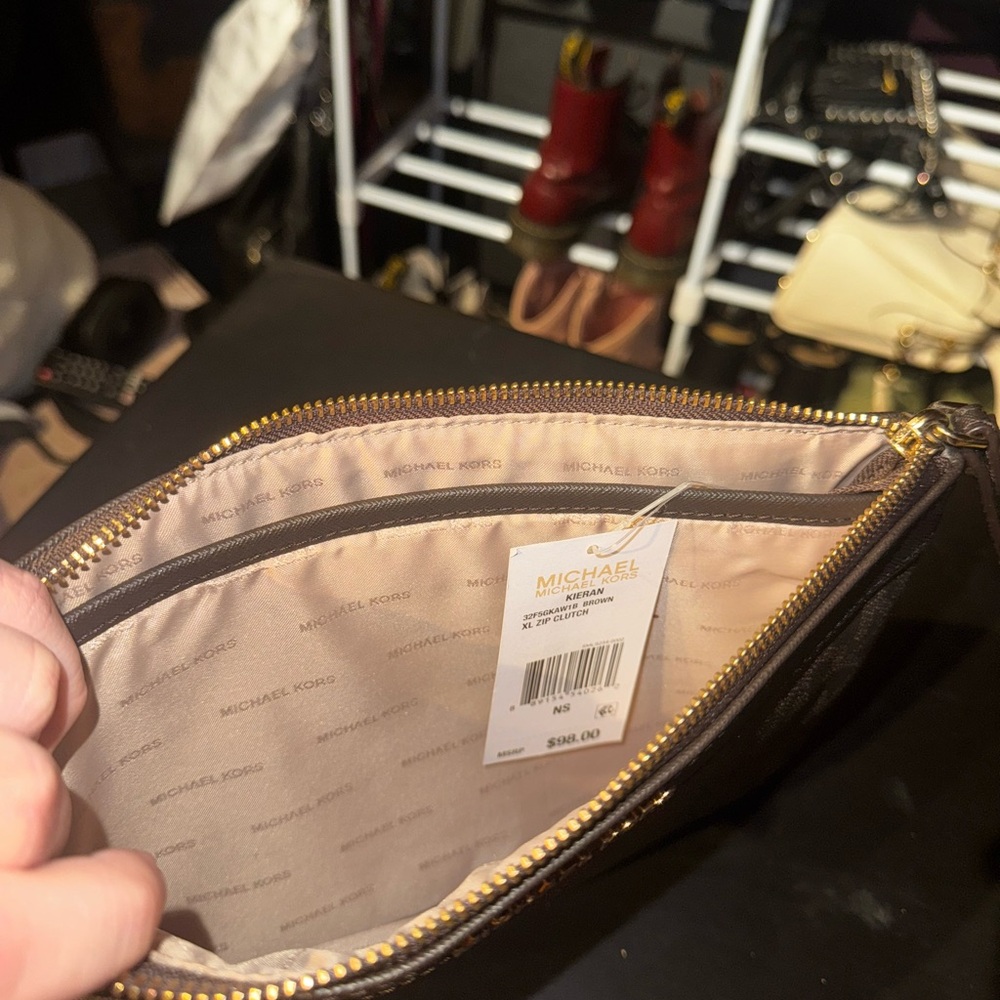 Michael Kors XL zip clutch